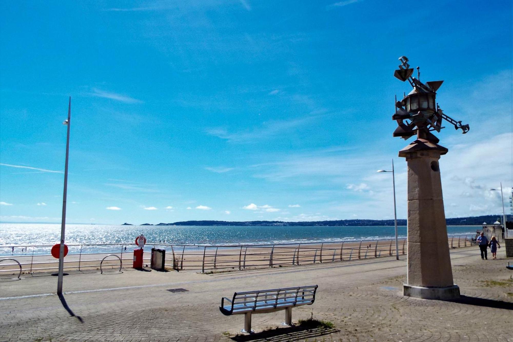 Water Front Apt Walk To The Beach & City Centre Swansea Buitenkant foto